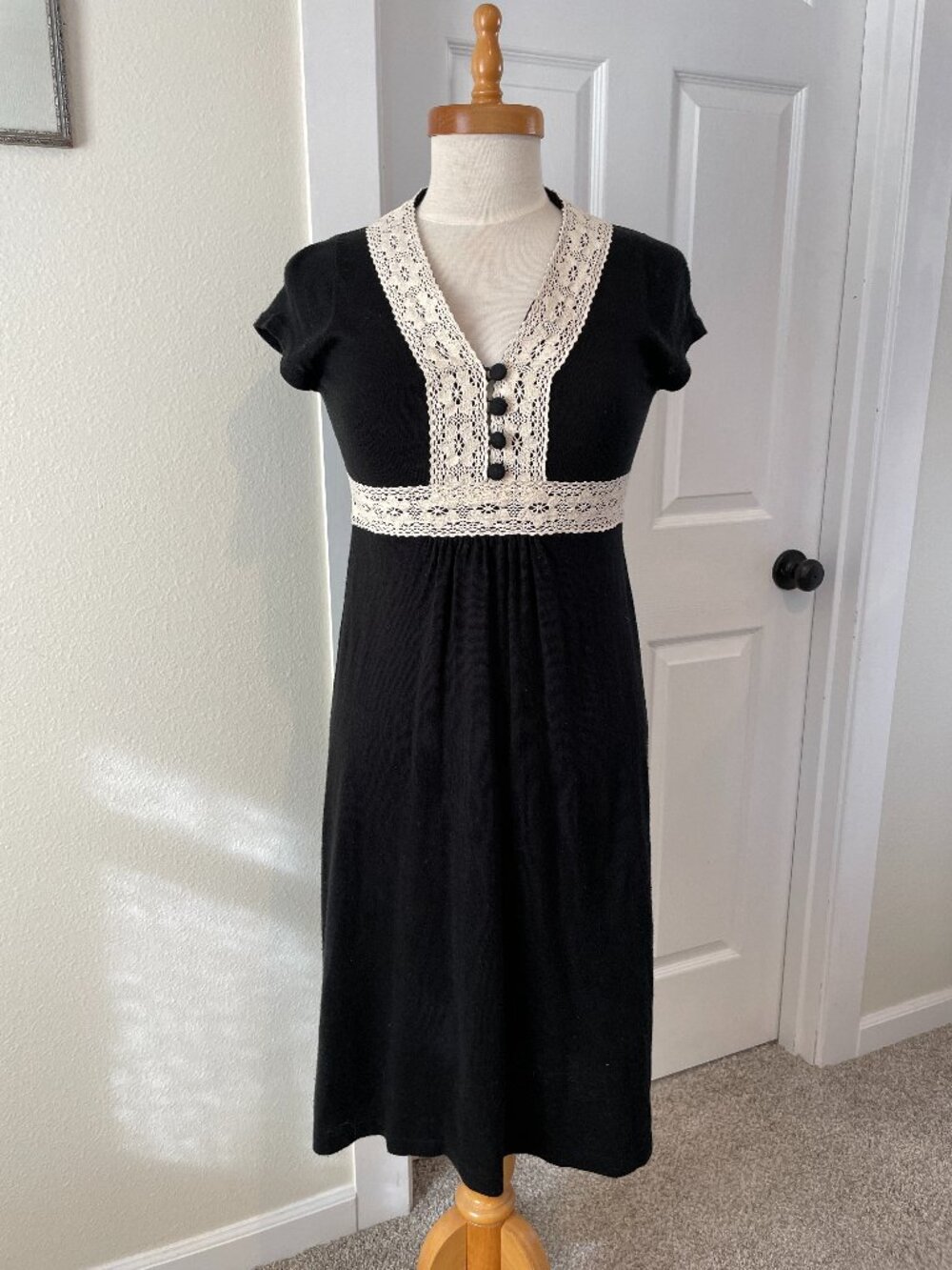 Nick and Mo Black Dress with Cream Lace Short Sleeve V Neck Small